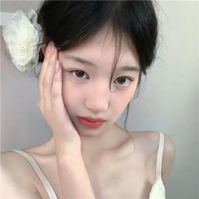 伯爵夫人的耳环